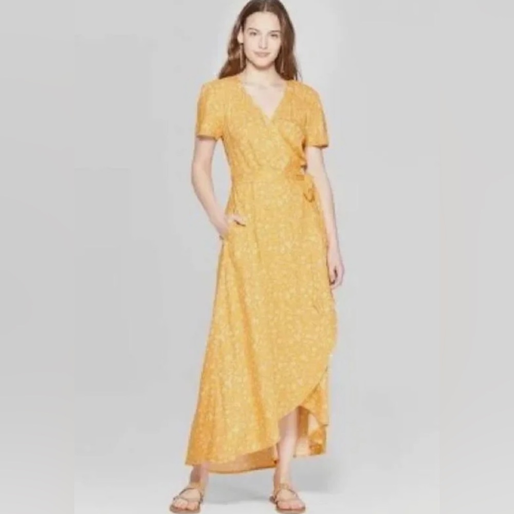 Mustard Yellow Floral Wrap Dress with Pockets!!!